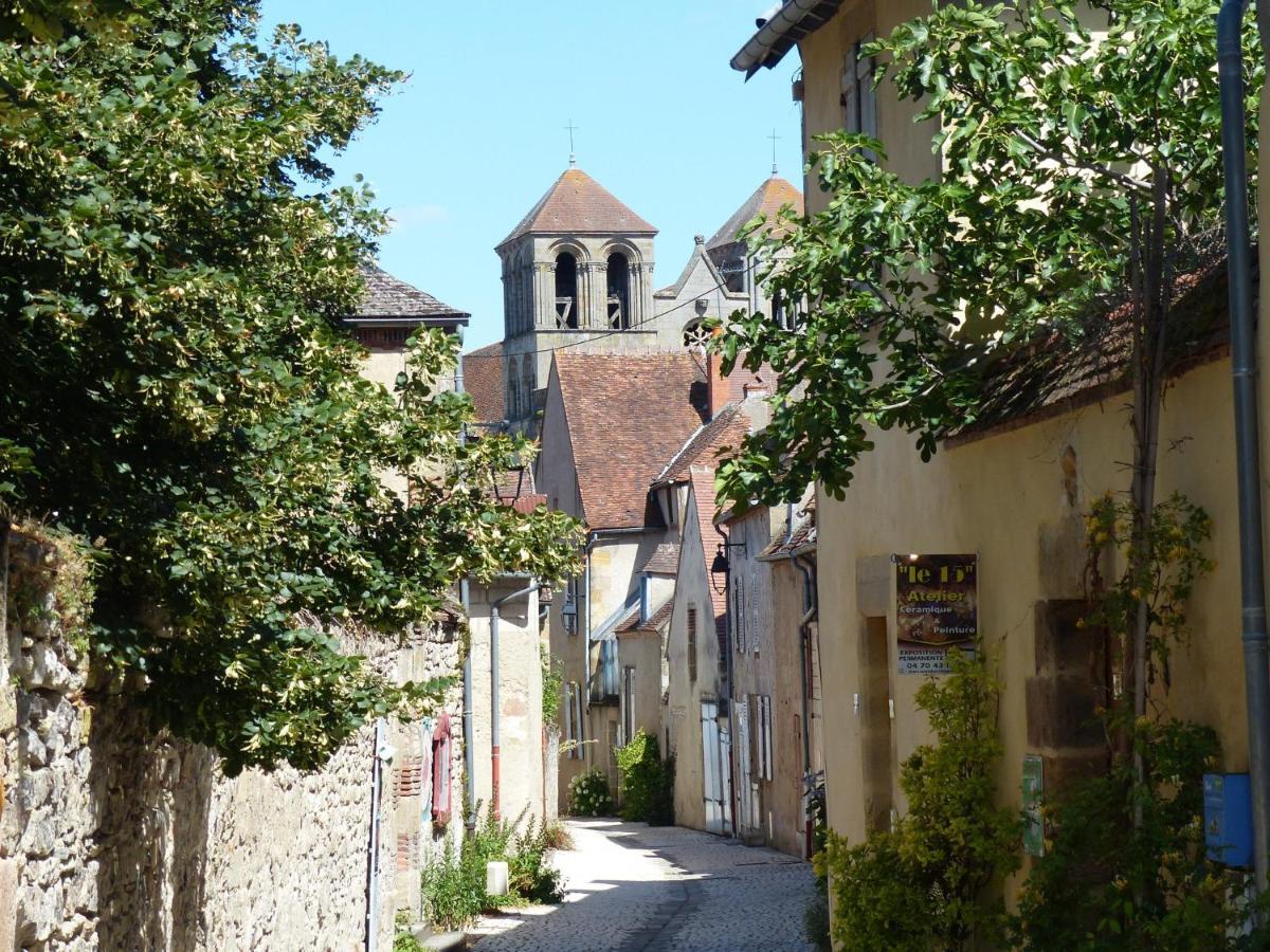 L'Atelier Du Chapeau Rouge Apartamento Souvigny Exterior foto