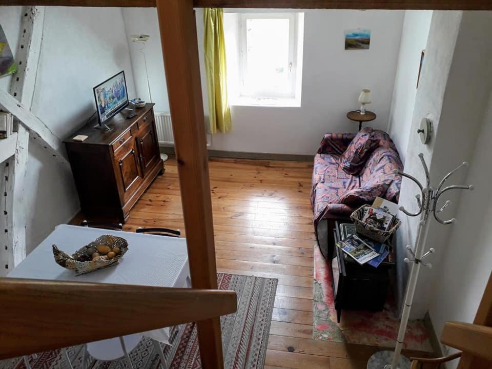 L'Atelier Du Chapeau Rouge Apartamento Souvigny Exterior foto
